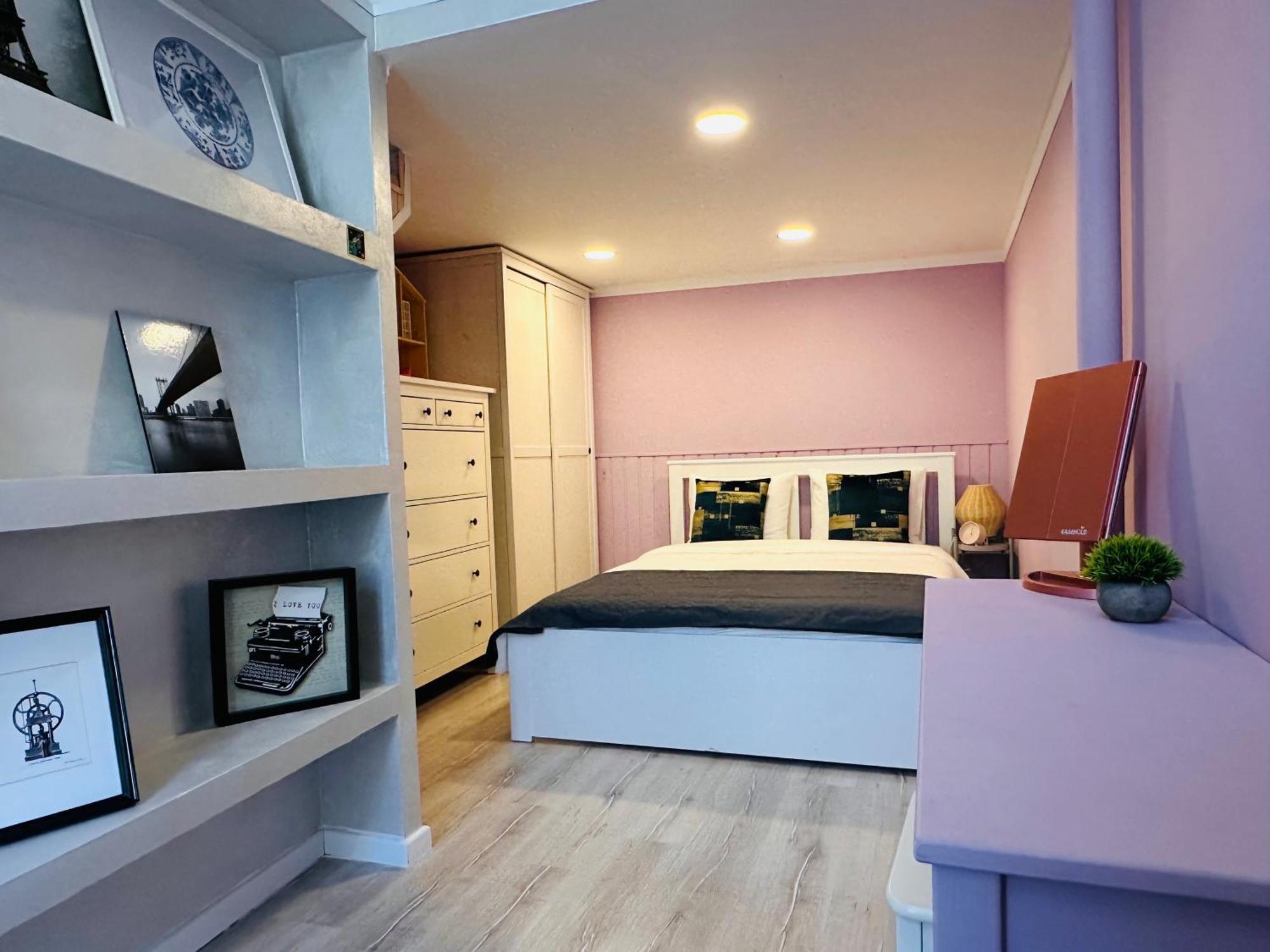 Spacious And Stylish Jokai