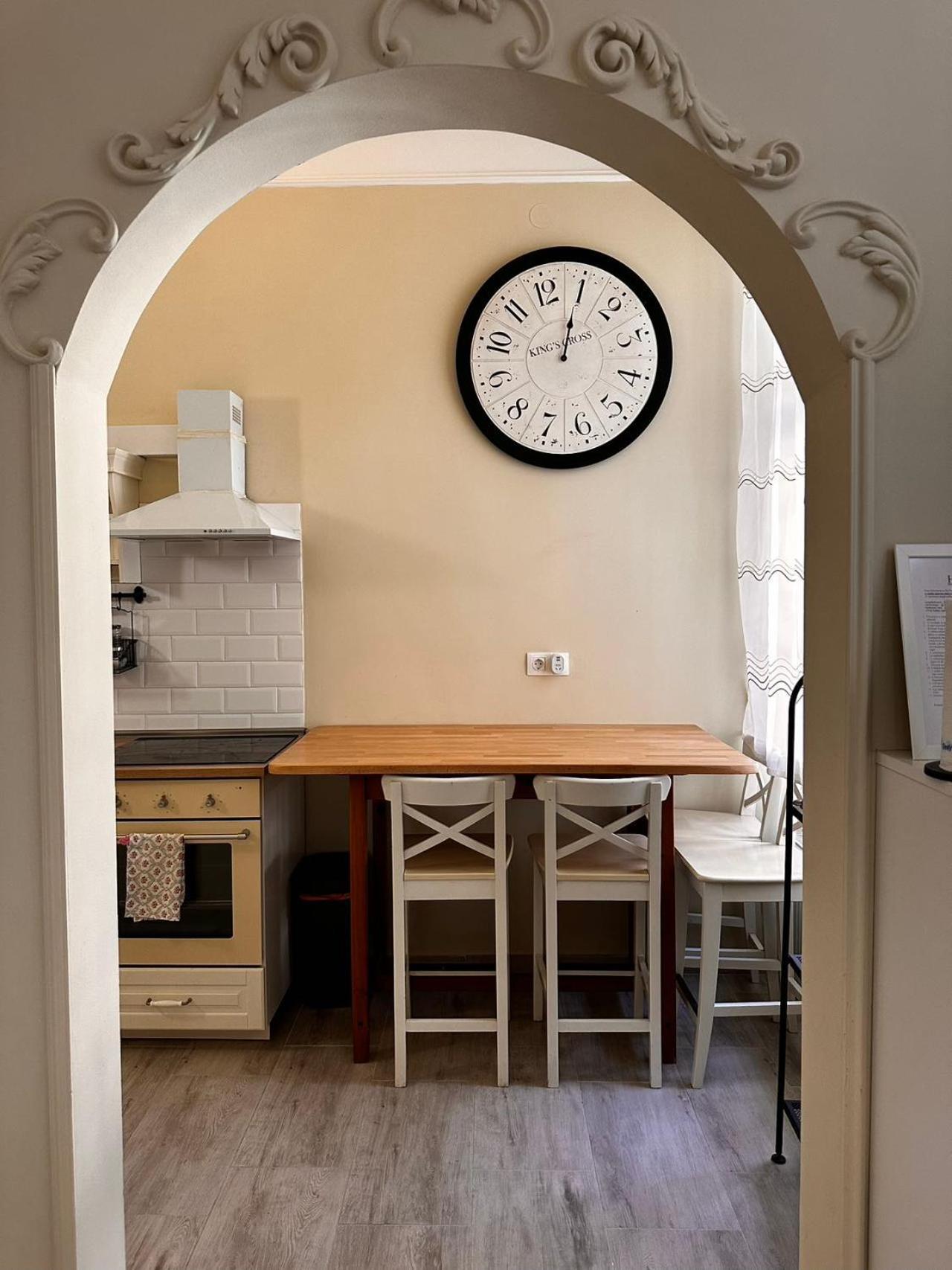Spacious And Stylish Jokai Budapest